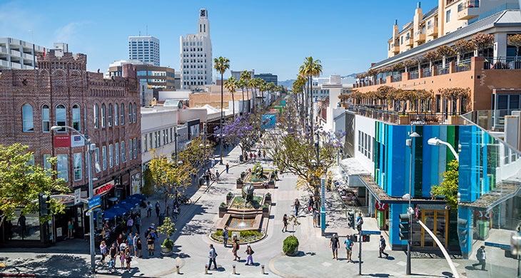 Third Street Promenade luggage storage